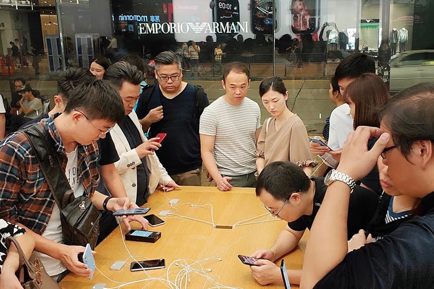 Trong cơn “nguy khốn”, Apple nói đến thị trường Việt Nam như